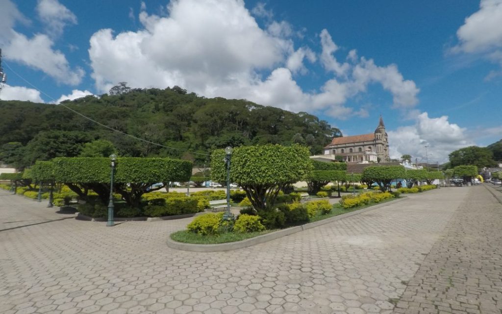 Festival da Primavera 2025 em Muqui reúne cultura, shows e feira de&nbsp;negócios