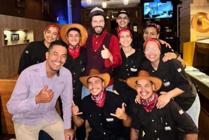 Diogo Defante anima noite no Bar da Zilda e participa da Festa da&nbsp;Polenta