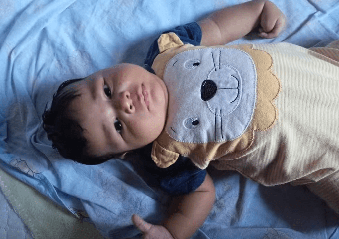 Bebê de 6,5 kg nasce no ES e mãe diz que criança perdeu movimento no&nbsp;braço