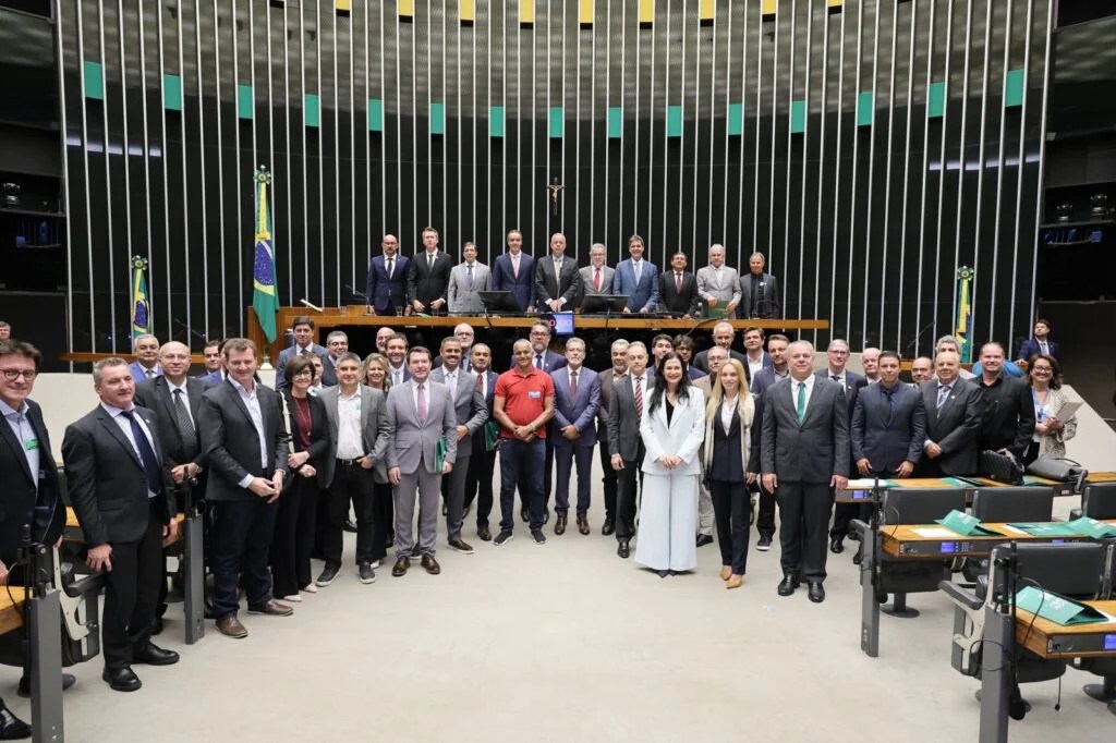 Rochas naturais levam demandas a Brasília visando US$ 3&nbsp;bi