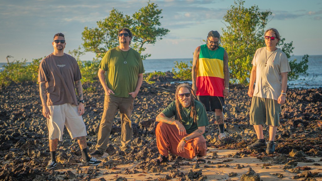 Luau de Manguinhos celebra 25 anos com shows de Alma Djem e&nbsp;Maskavo