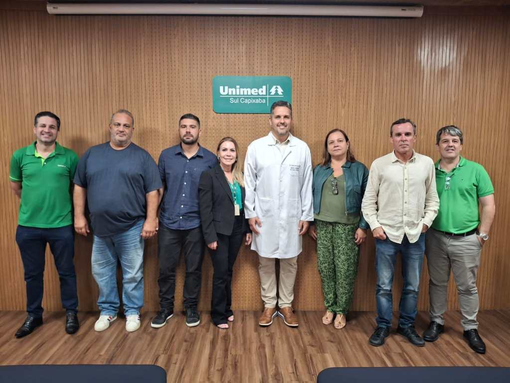 Cooperativas de diferentes estados visitam a Unimed Sul Capixaba