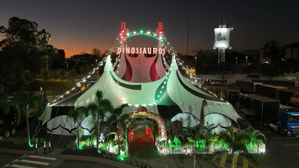 Circo dos Dinossauros leva experiência jurássica a Vila&nbsp;Velha