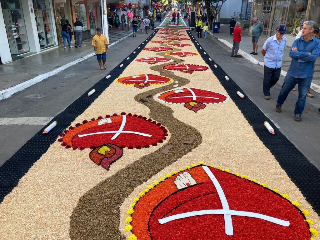 Linha Vermelha tem interdição temporária para celebrações de Corpus&nbsp;Christi