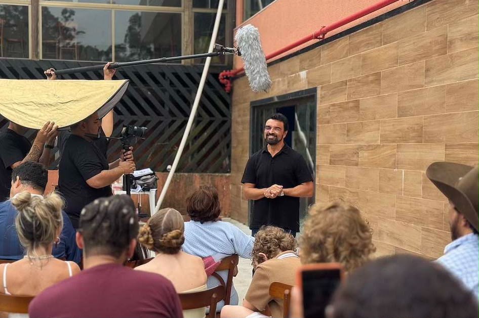 Série capixaba ‘Farofa & Caviar’ inicia gravações e mira o streaming em 2027
