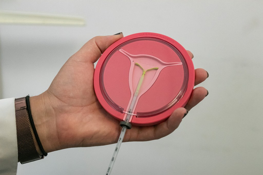 ANS amplia cobertura de DIU hormonal para tratamento da endometriose